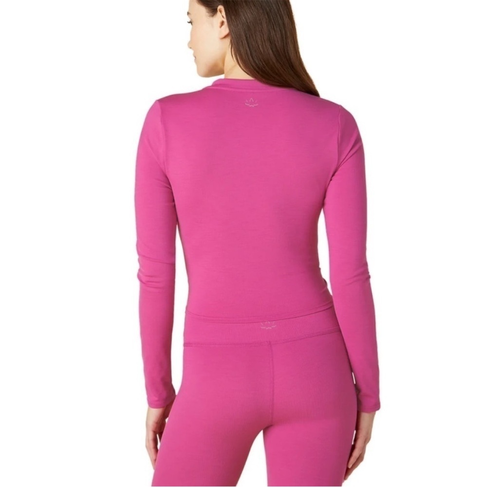 Beyond Yoga Ribbed Twist Front Crop Top Bright Beet Size Small - Picture 2 of 6